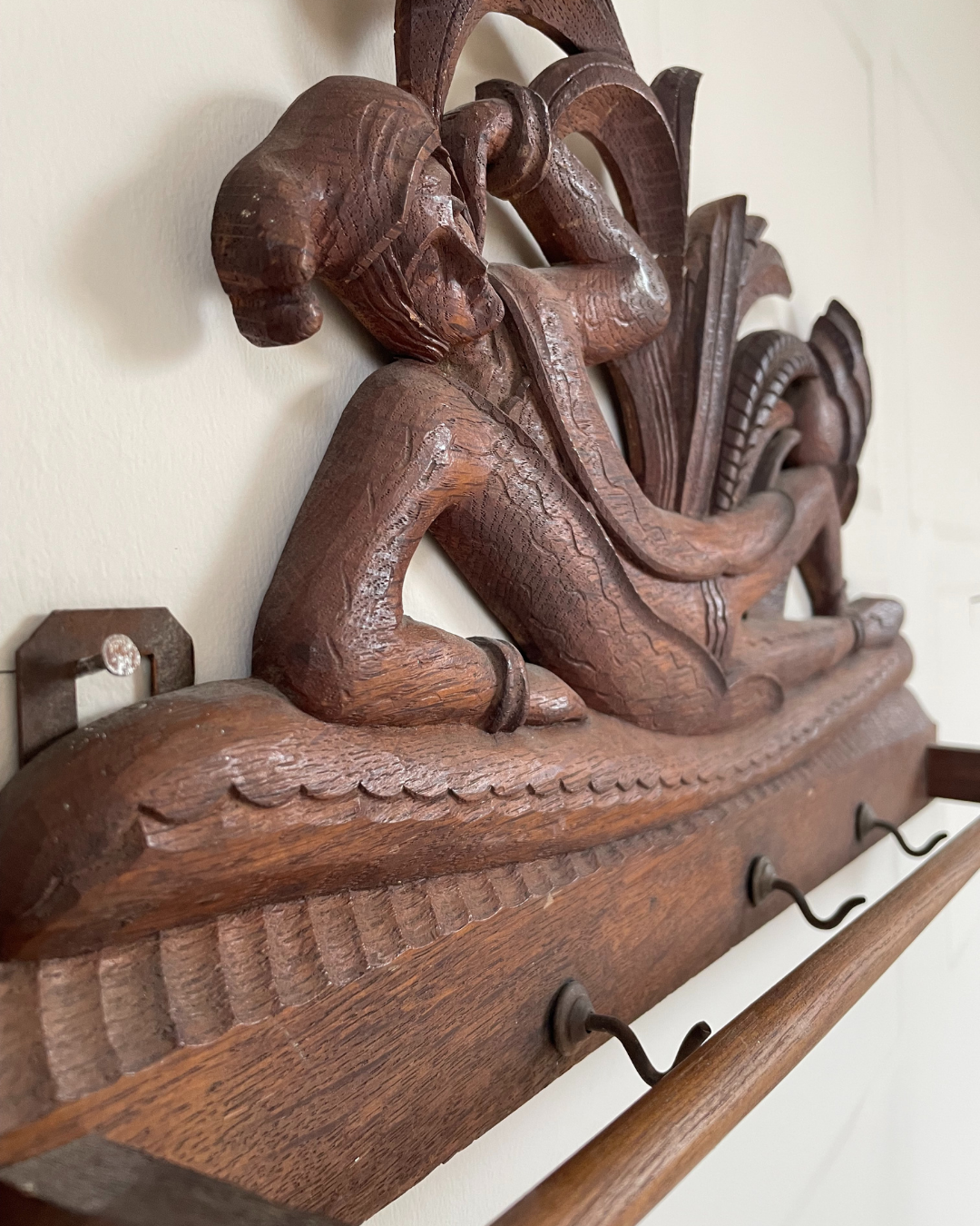 Unique and vintage Hand-carved key board