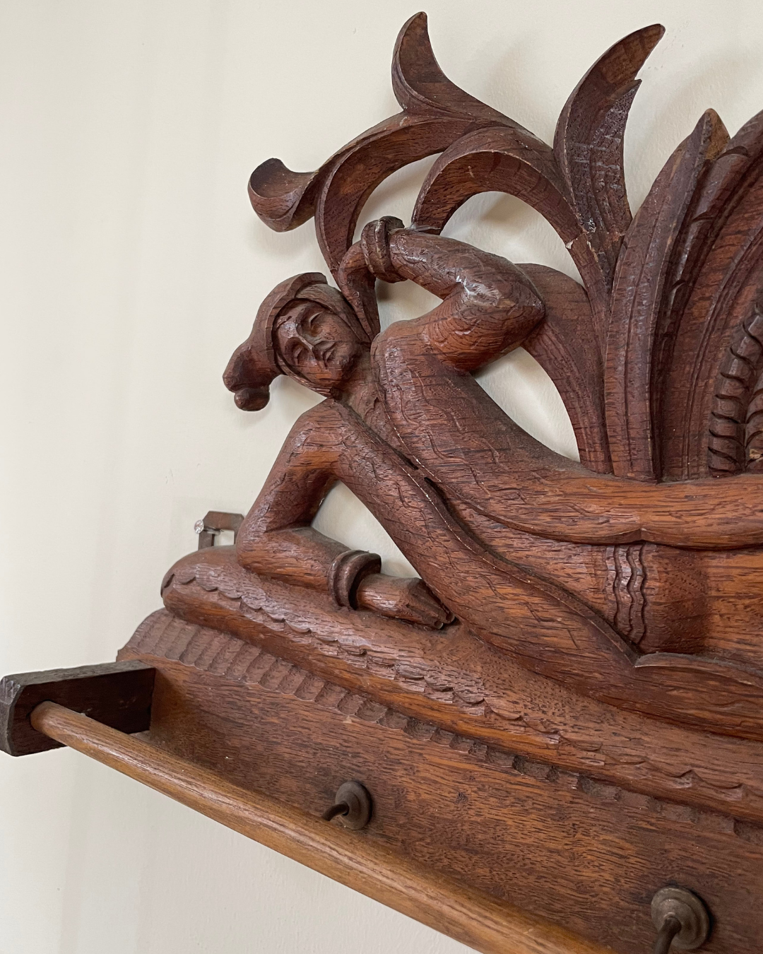 Unique and vintage Hand-carved key board